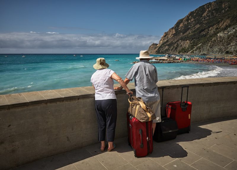 Travel tips for seniors – how to keep your body healthy while you’re on holidays